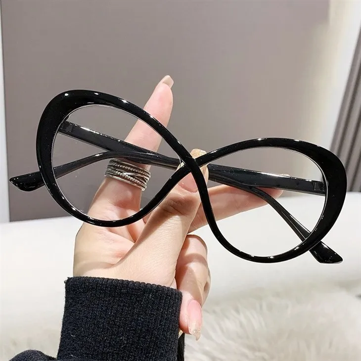 eyeglasses